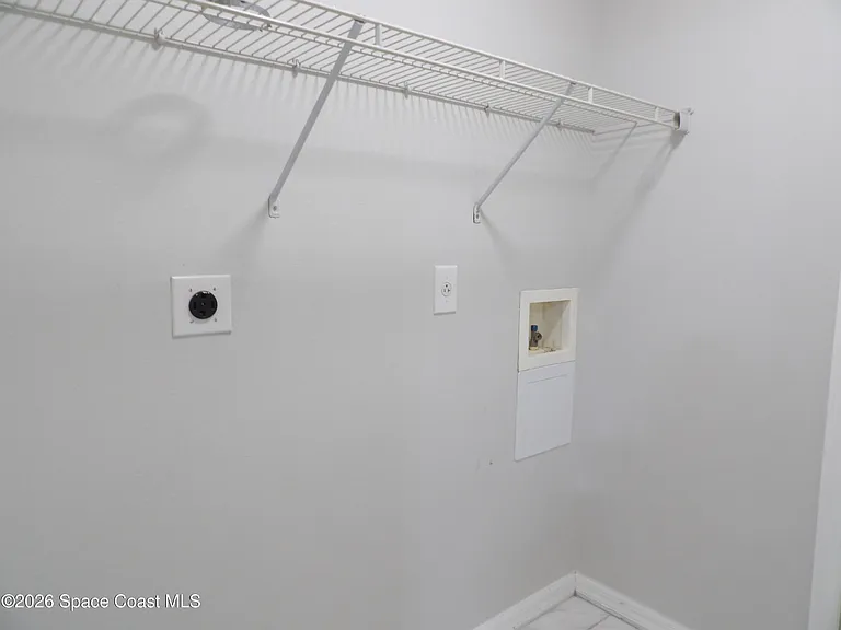 998 Camden Ave NW — Photo 16