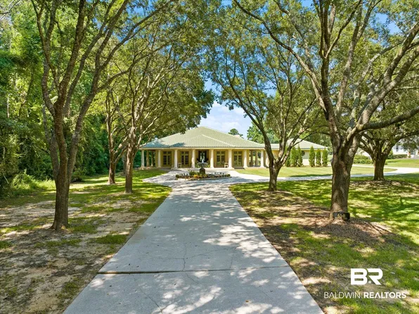 6341 Raintree Rd, Fairhope, AL 36532