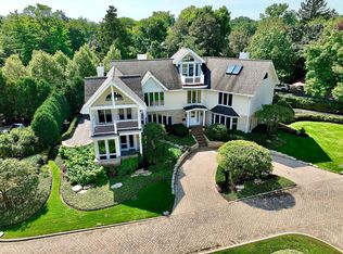 331 Sheridan Rd, Winnetka, IL 60093