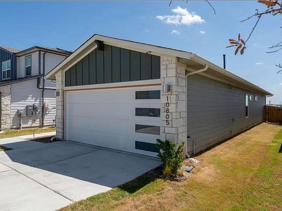 3rd image of 10805 Meris Ln
