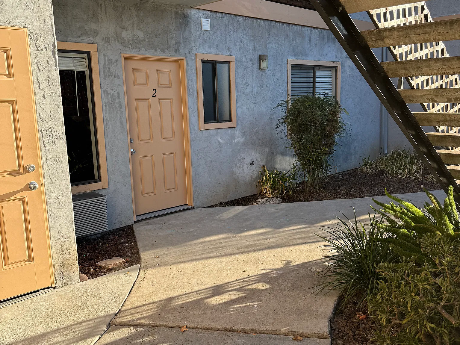 2 bed, 800 sqft, $2,950 — Photo 2