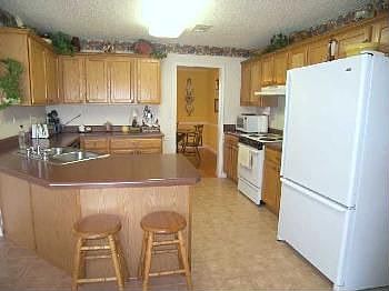 5th image of 1633 Torrington Dr