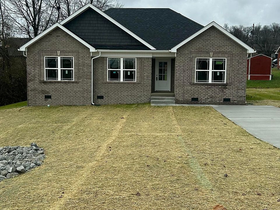 1st image of 102 Cottage Ct
