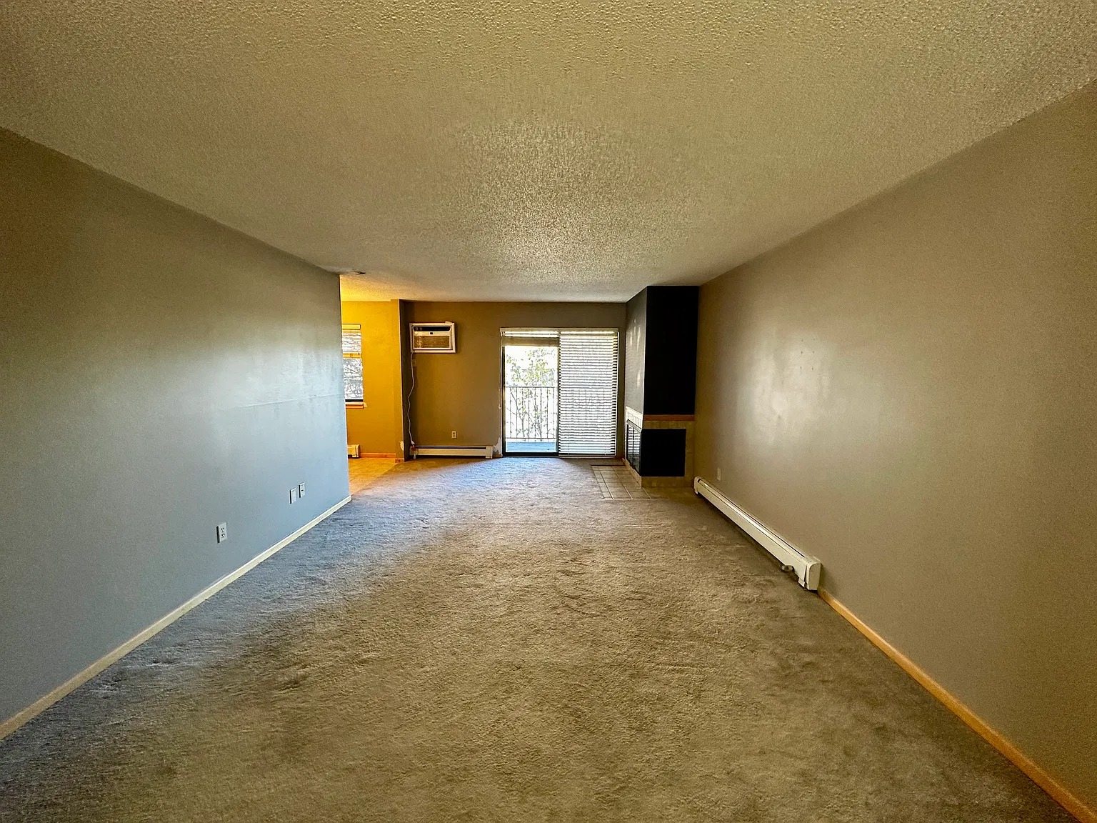 1400 Dakota Avenue S — Photo 3
