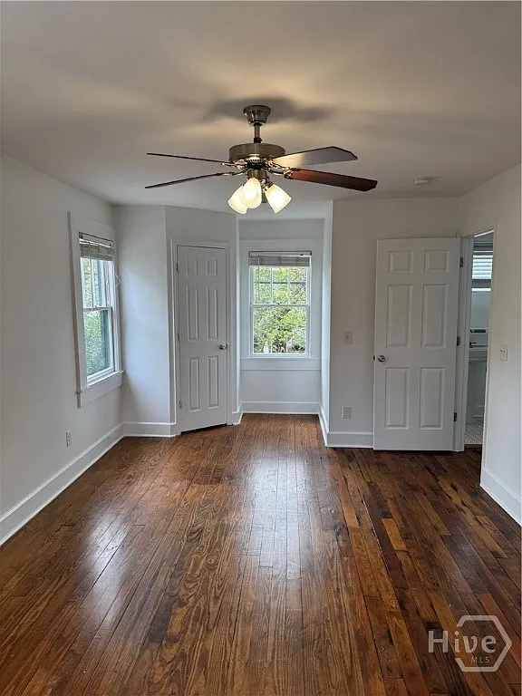 2 bed, 1.0 bath, 1242 sqft, $1,800 — Photo 3