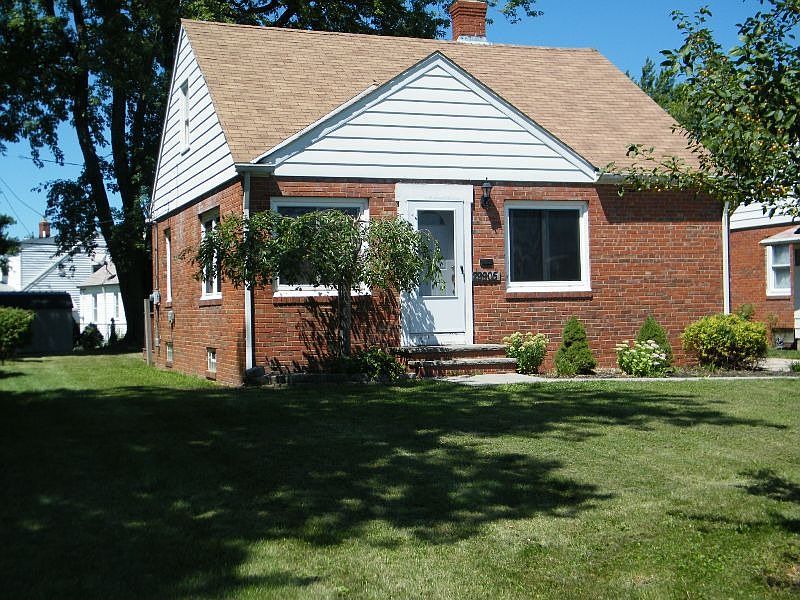 29905 Lake Shore Blvd, Willowick, OH 44095 Zillow