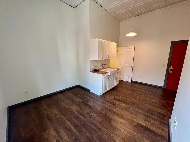 119 W Main St #D — Photo 6