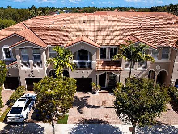 2nd image of 14965 SW 23rd Ln