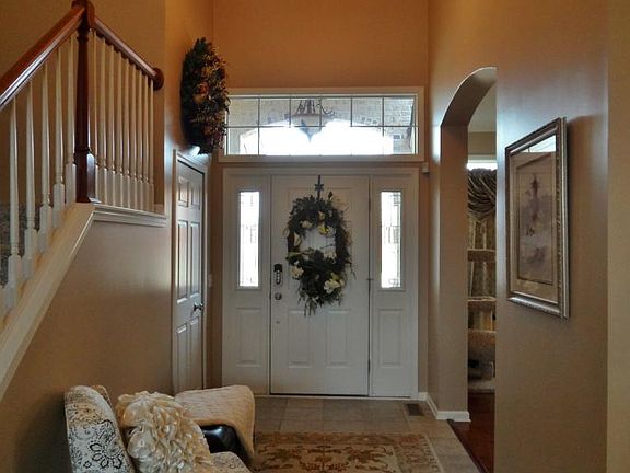 2nd image of 20323 Lucerne Ln