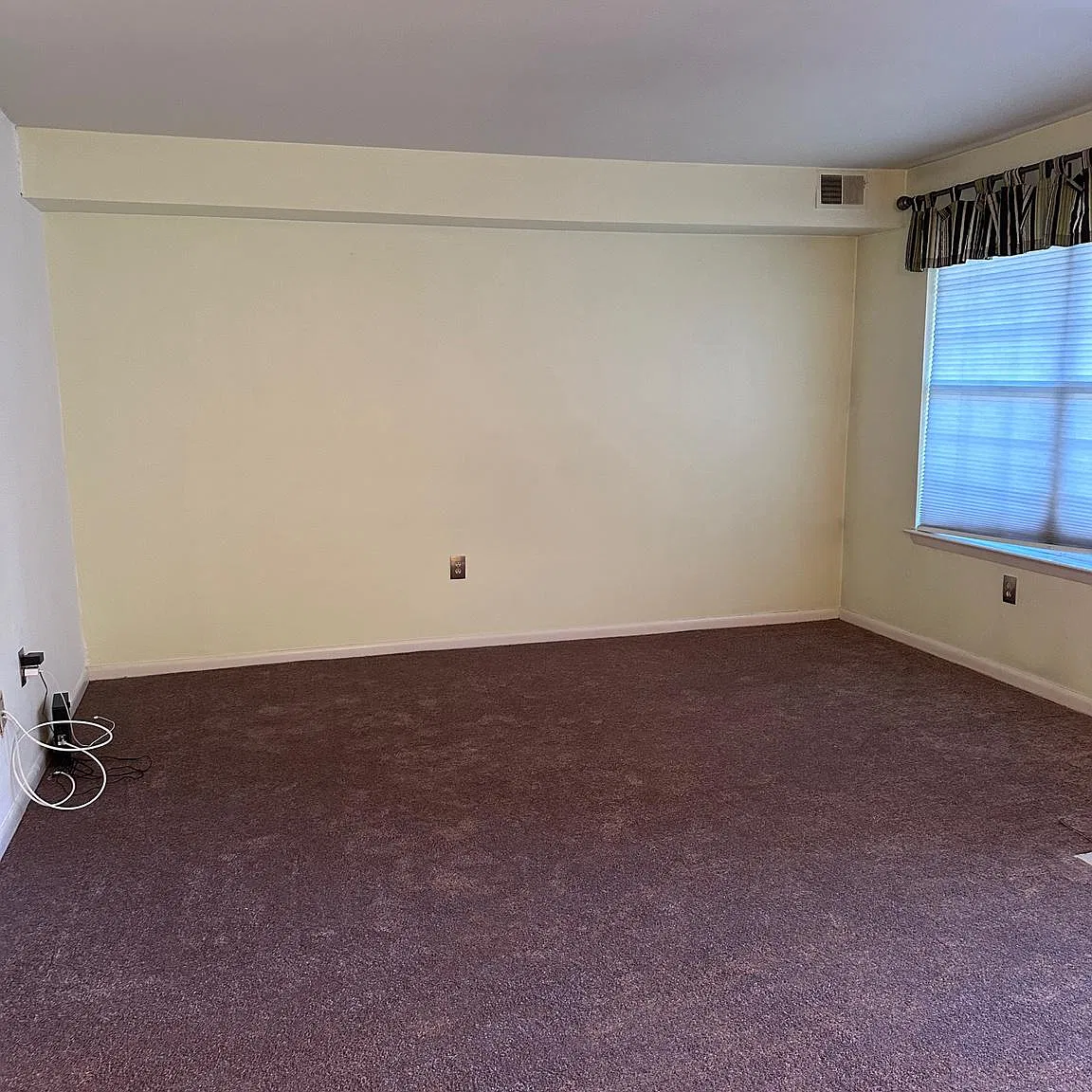 2 bed, 1.0 bath, 752 sqft, $1,895 — Photo 3