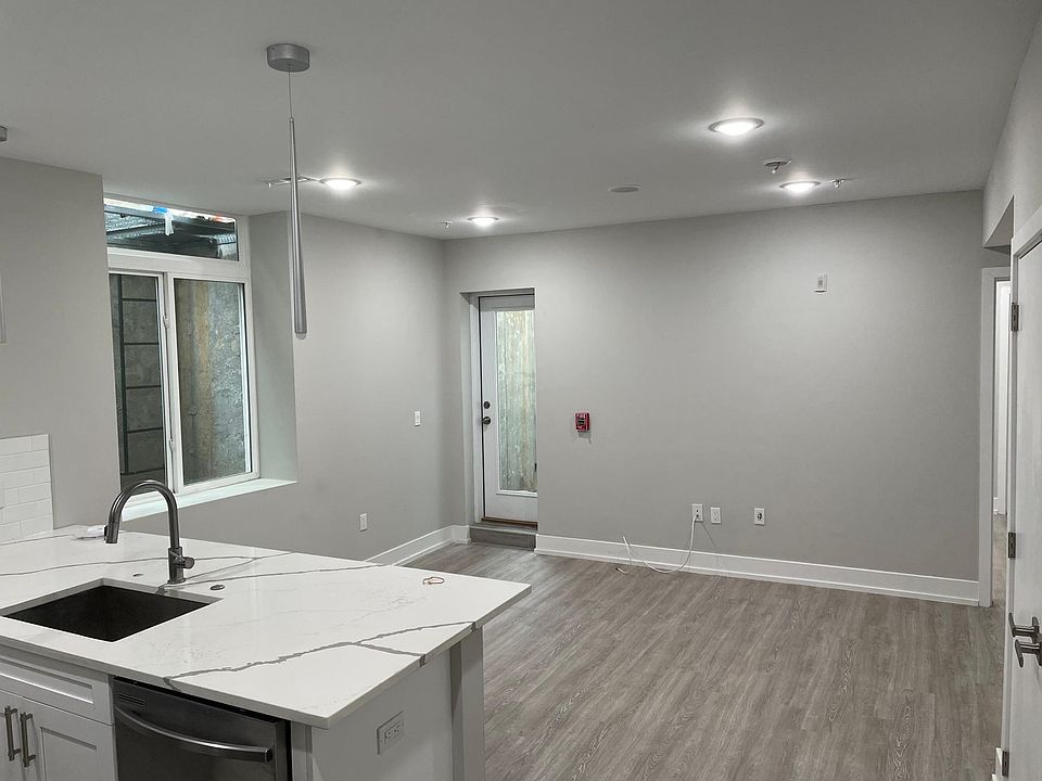 1st image of 649 N 35th St #2