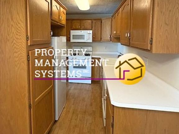3rd image of 881 E Maple View Dr APT 20