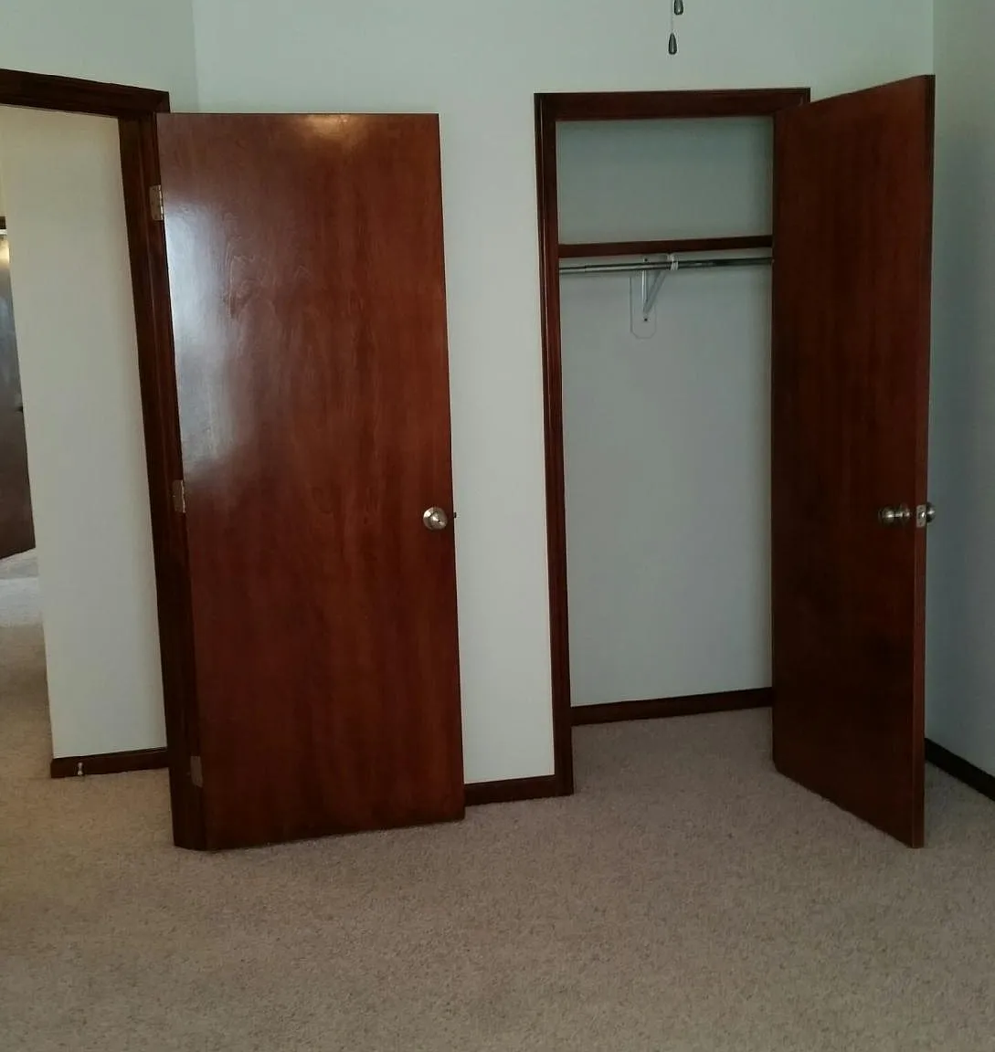 3 bed, 2.5 bath, 1601 sqft, $1,800 — Photo 4