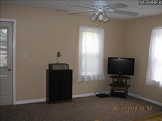 3rd image of 1518 Park Ave