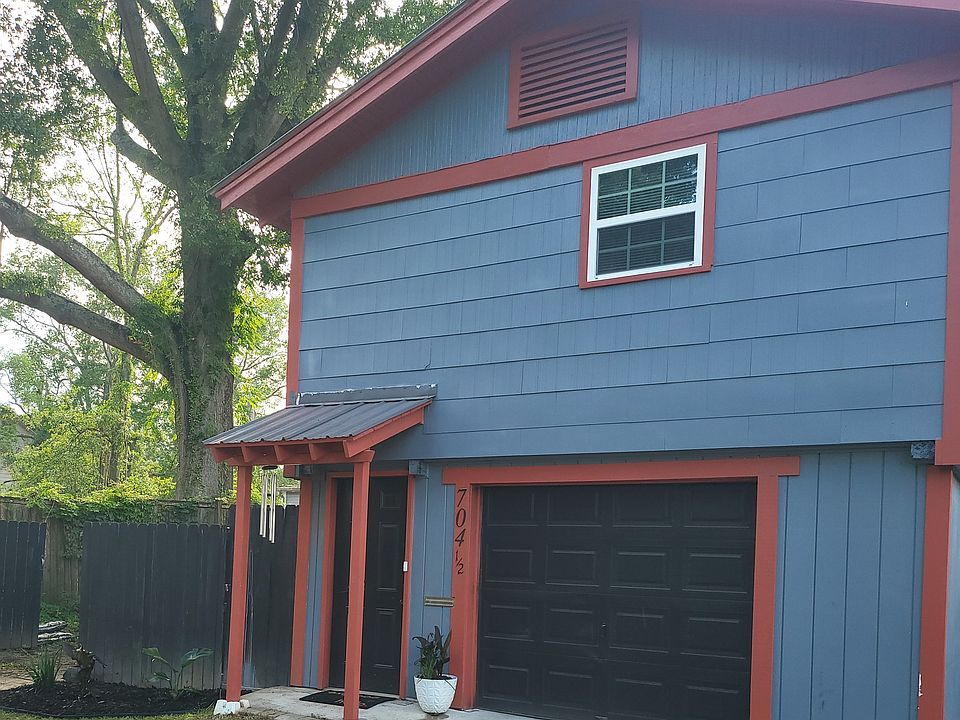 1st image of 704 1/2 W Pine St