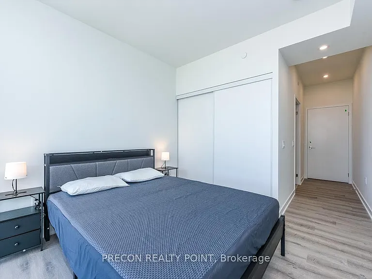 1 Fairview Rd E #3004 — Photo 11