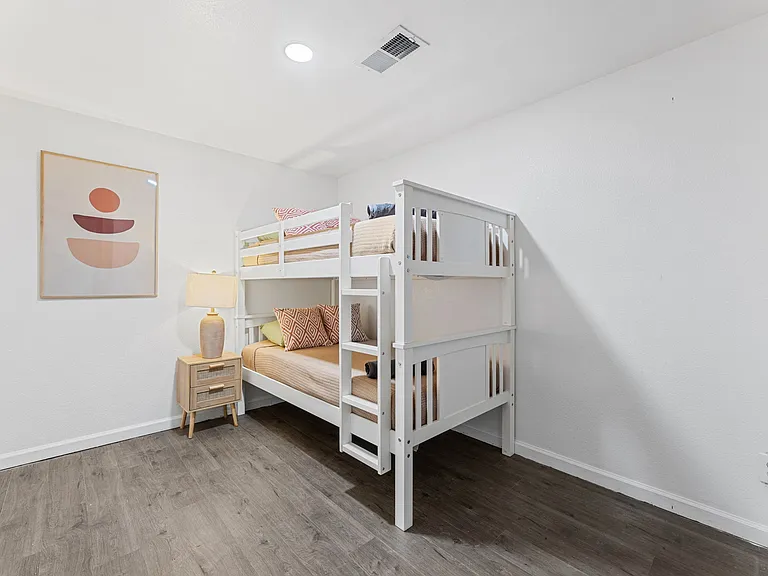 4203 Philmont Ave — Photo 44