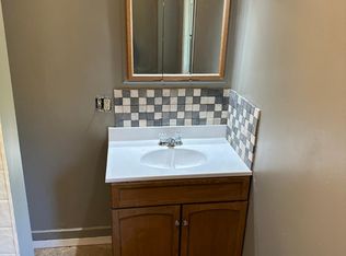 503 6th Ave UNIT B, Sterling, IL 61081