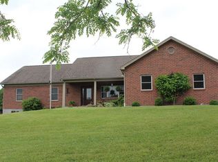 3920 Schloss Ln, Hamilton, OH 45013