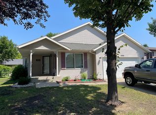 5298 W Maple Ave, Grand Forks, ND 58203