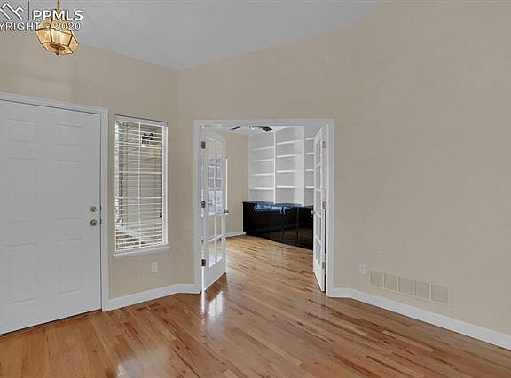 4th image of 5447 Cindy River Dr