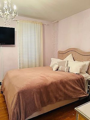 5th image of 811 Walton Ave APT B19