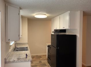 808 I St NE APT 11, Auburn, WA 98002