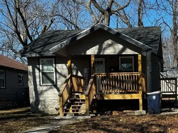 4048 E 68th Ter, Kansas City, MO 64132