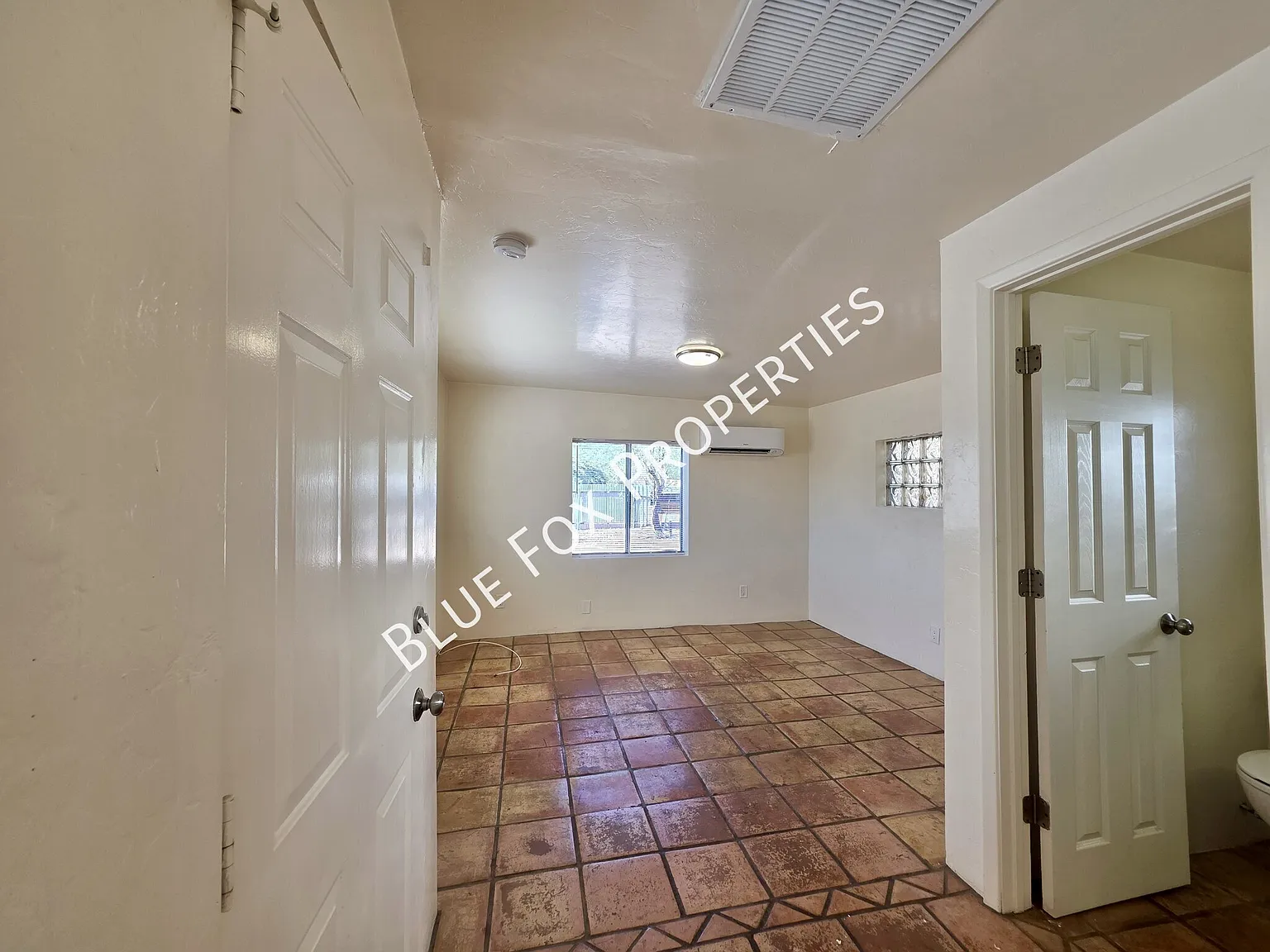 3401 E Bermuda St — Photo 3