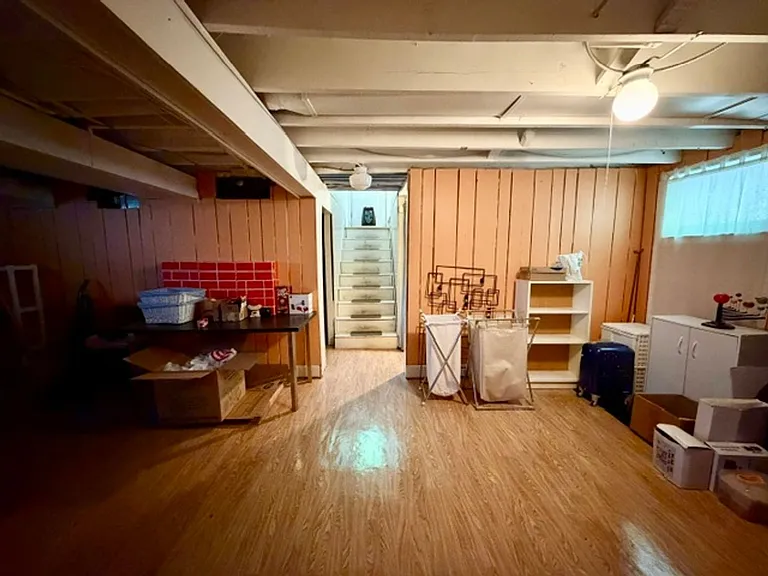 811 Forest Glen Rd — Photo 43
