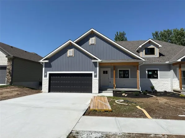 3107 Carlisle Ct, Saint Joseph, MO 64506
