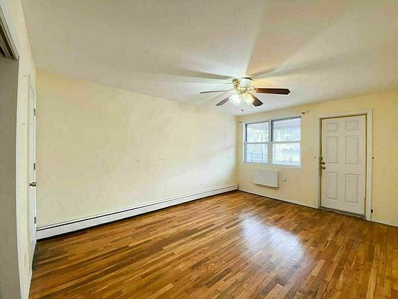 5th image of 435 E 21st St #3