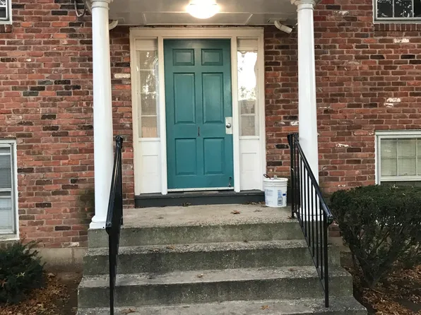 2 Treat St #1C, West Haven, CT 06516