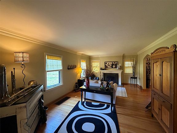 4th image of 3909 Adams Ave