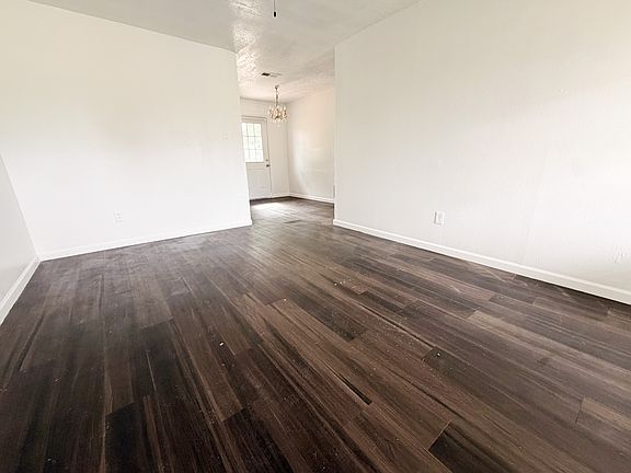 2nd image of 445 NW 53rd St