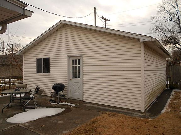 5th image of 1310 N 6th St