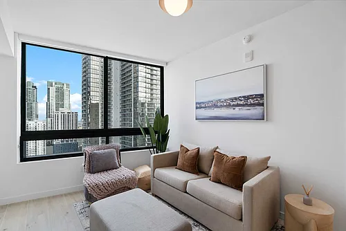 225 N Miami Ave #28-ID1380779P Photo 1