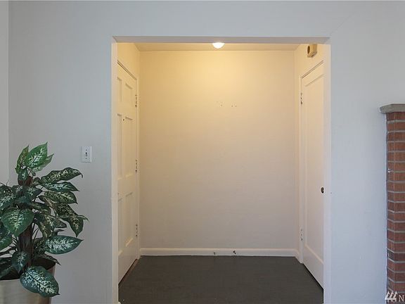 3rd image of 1719 Glass Ave NE