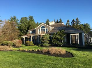 8 Haycroft Dr, Spring House, PA 19477