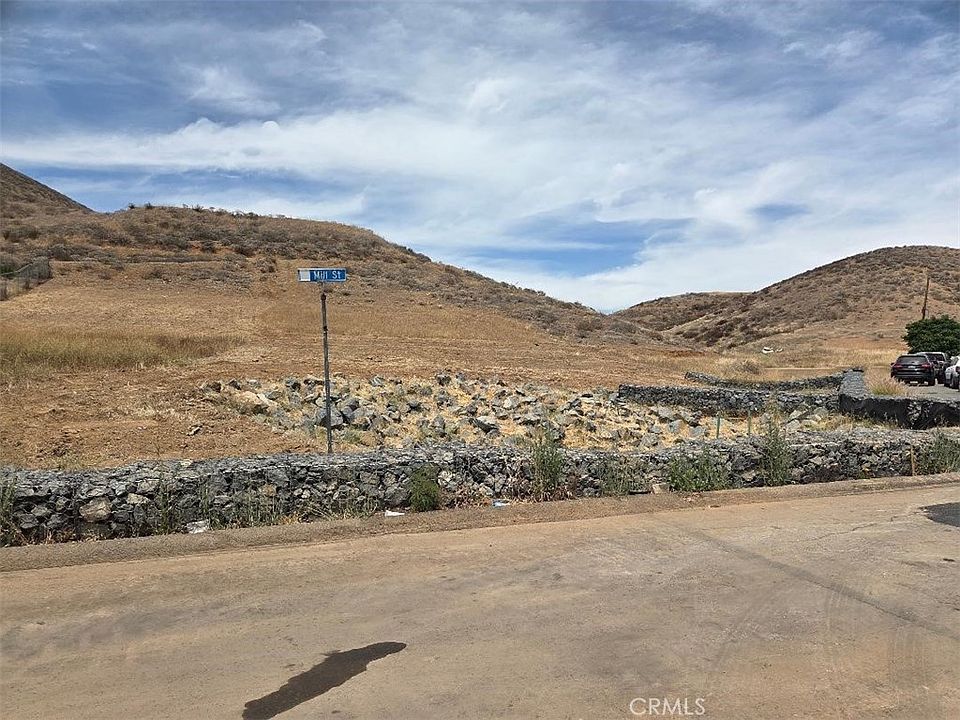2nd image of 1 Mill St Lot 6