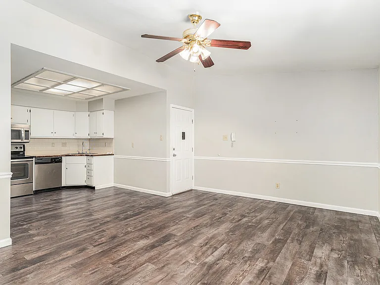 644 Green Jade Dr #E — Photo 17