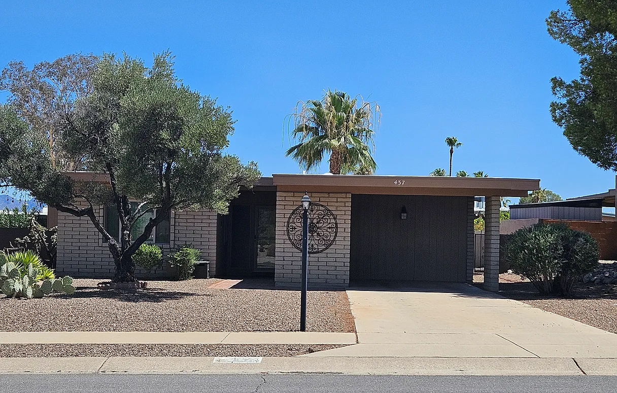 2 bed, 1175 sqft, $1,750 — Photo 1