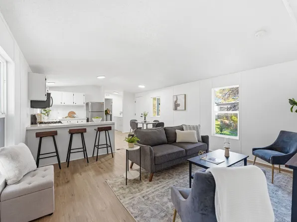 1675 W Indian Summer Dr N, Salt Lake City, UT 84116