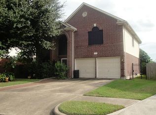 579 Rivergrove Dr, Houston, TX 77015