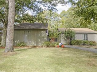 3100 Valley Park Dr, Little Rock, AR 72212