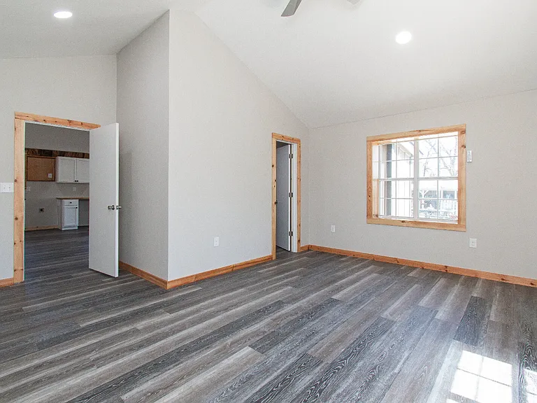 3 E Ave N — Photo 7