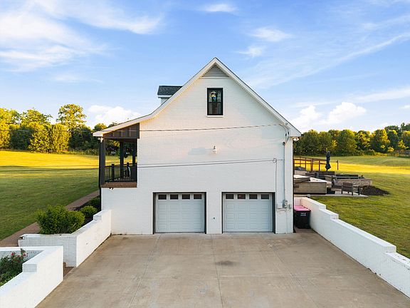 42nd image of 1707 New Hope Rd