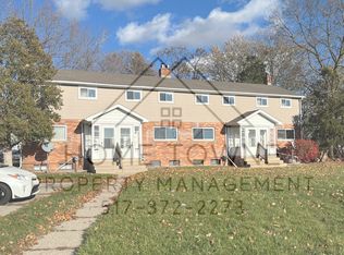 726 Edgemont Blvd, Lansing, MI 48917