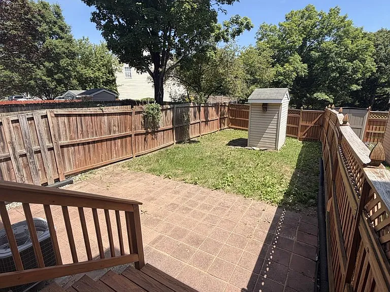 107 Peridot Pl — Photo 12