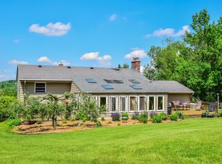 1246 Tally Ho Trl, Hubertus, WI 53033